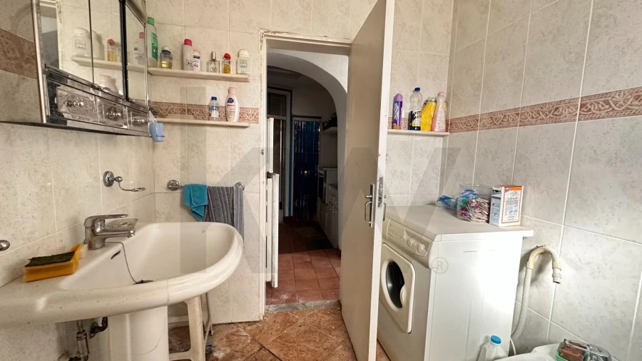 Moradia T3 para Venda em Olho Marinho Foto 12