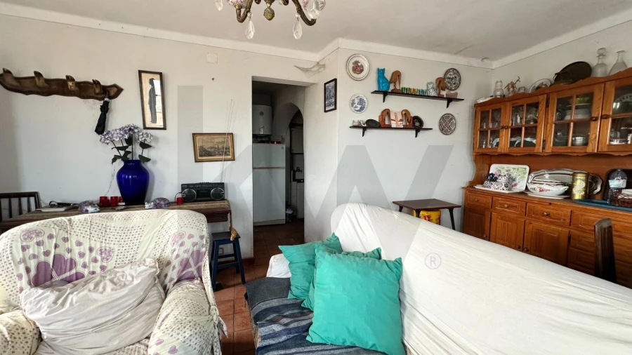 Moradia T3 para Venda em Olho Marinho Foto 4