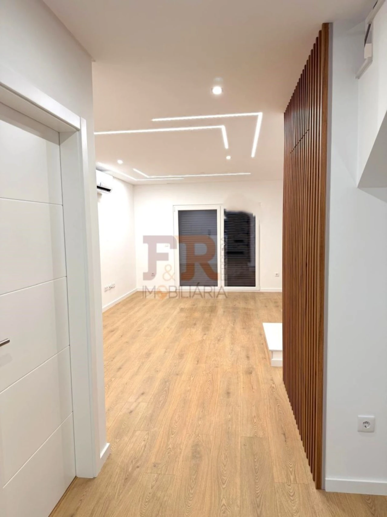 Moradia T3 para Venda em Quinta do Conde Foto 11