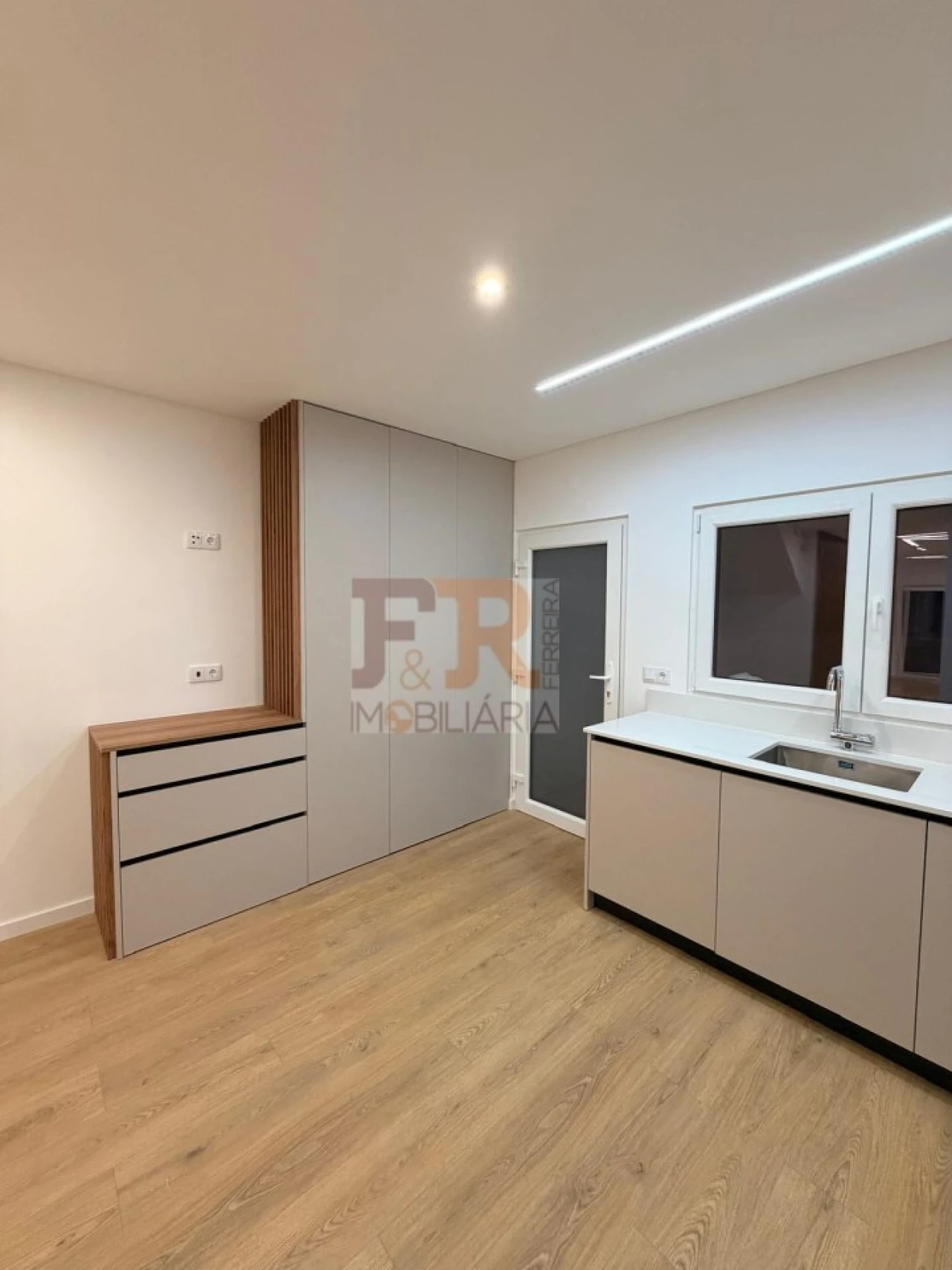 Moradia T3 para Venda em Quinta do Conde Foto 22