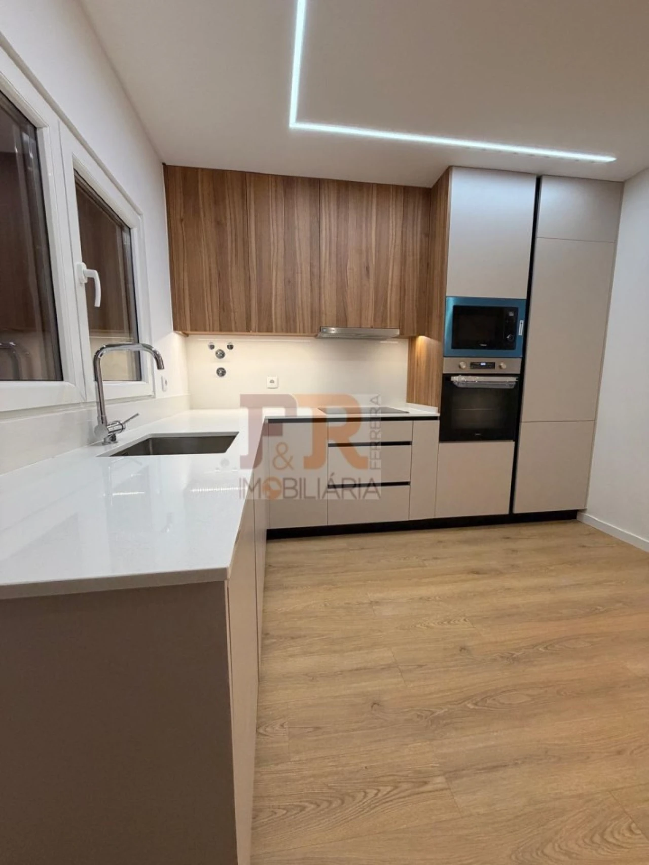 Moradia T3 para Venda em Quinta do Conde Foto 26