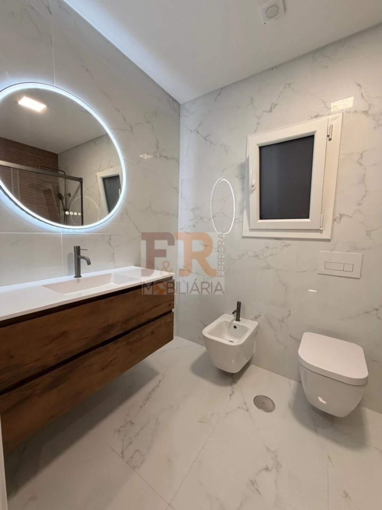 Moradia T3 para Venda em Quinta do Conde Foto 34