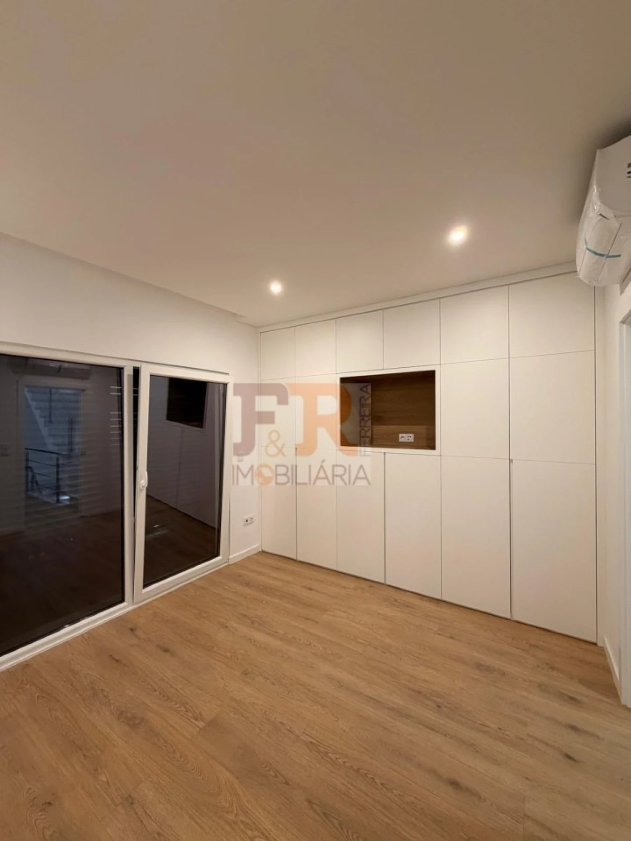 Moradia T3 para Venda em Quinta do Conde Foto 40