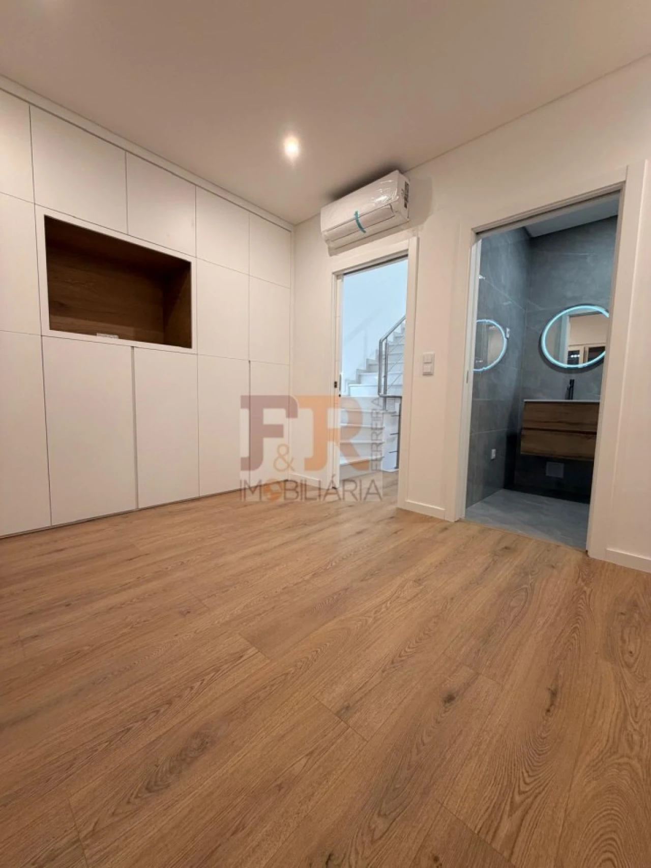 Moradia T3 para Venda em Quinta do Conde Foto 43