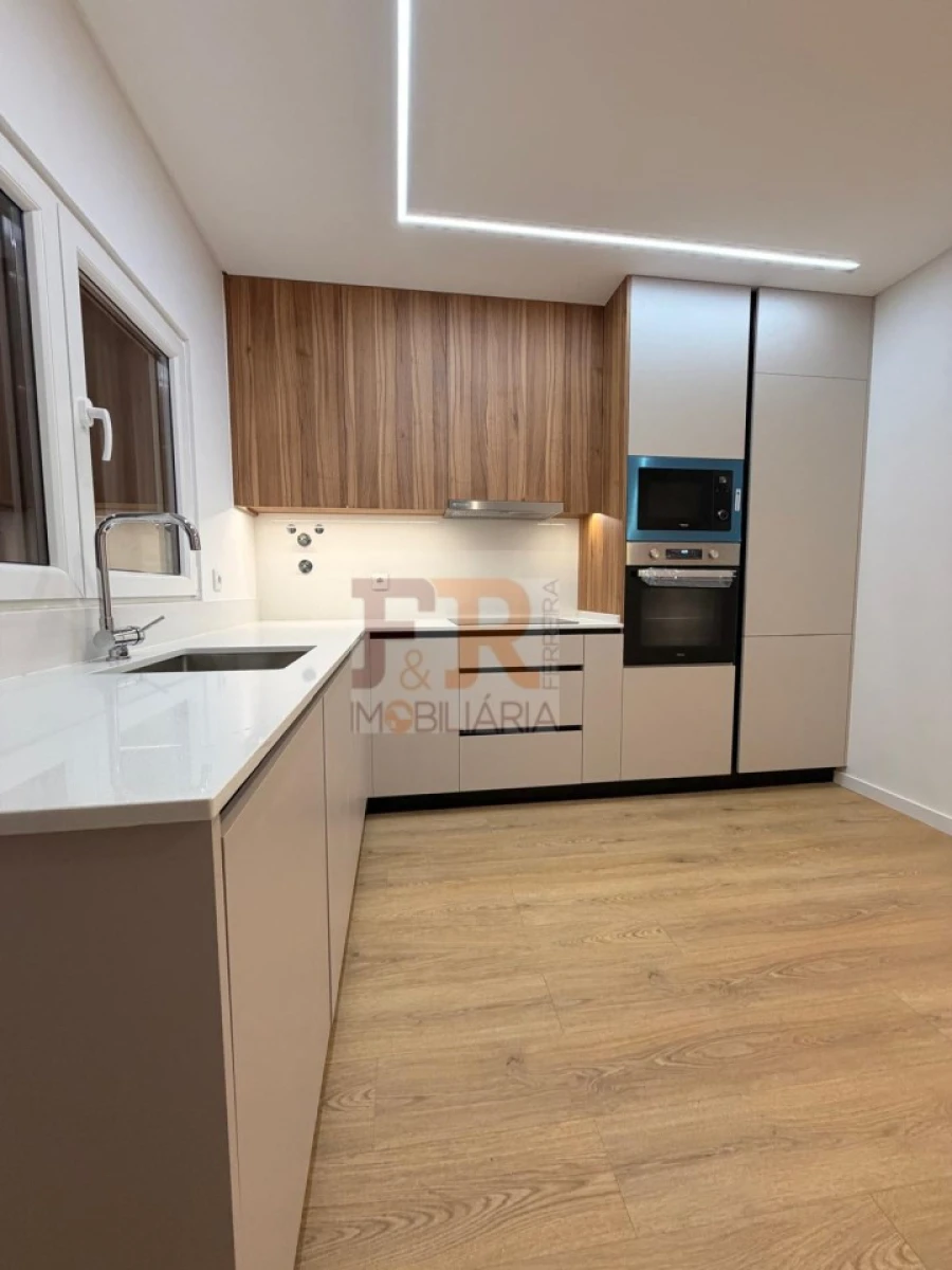 Moradia T3 para Venda em Quinta do Conde Foto 25