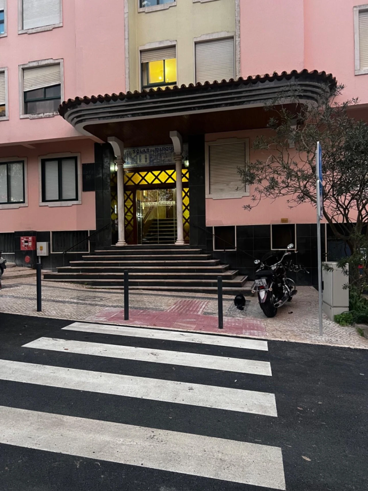 Apartamento T4 para Venda em Massamá e Monte Abraão Foto 2