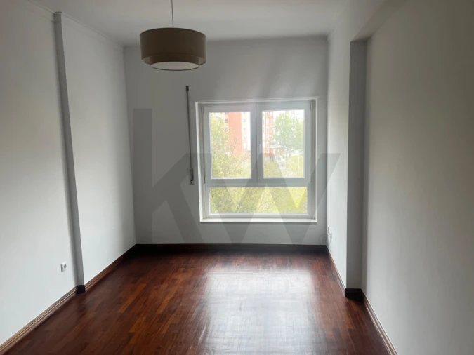 Apartamento T4 para Venda em Massamá e Monte Abraão Foto 15