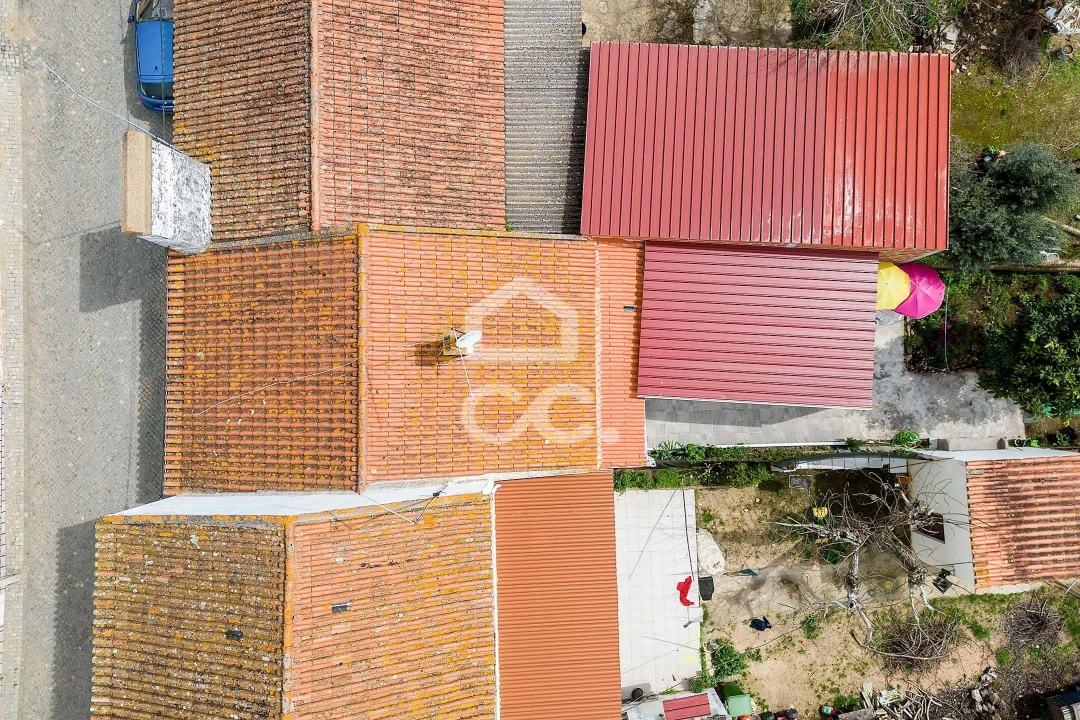 Moradia T2 para Venda em São Saturnino Foto 26