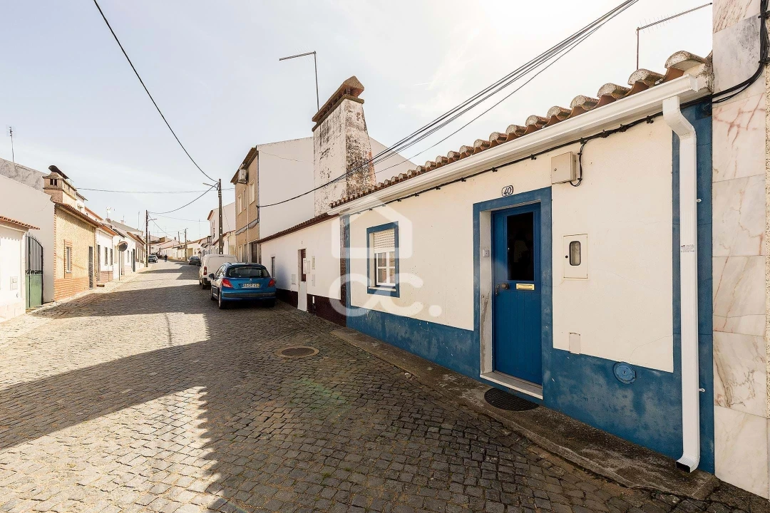 Moradia T2 para Venda em São Saturnino Foto 23