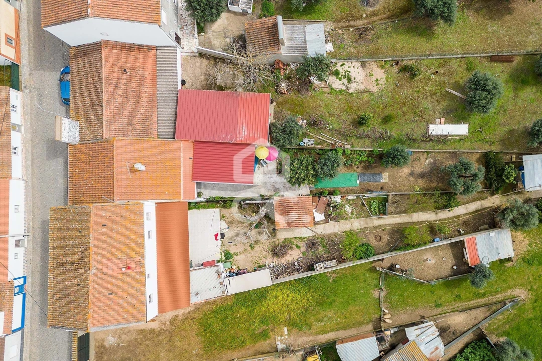 Moradia T2 para Venda em São Saturnino Foto 30