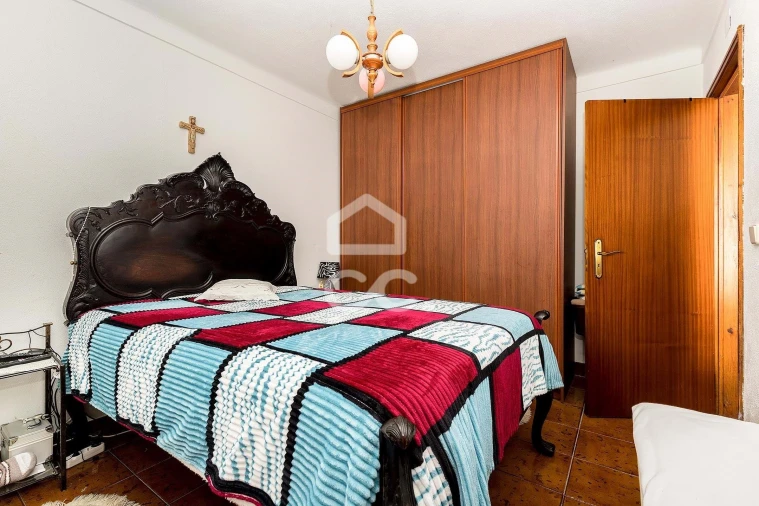 Moradia T2 para Venda em São Saturnino Foto 12