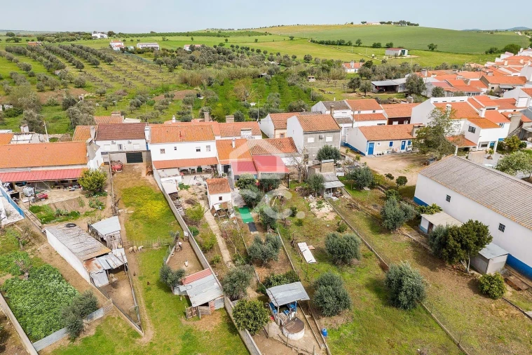 Moradia T2 para Venda em São Saturnino Foto 35