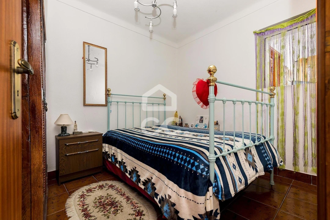 Moradia T2 para Venda em São Saturnino Foto 13