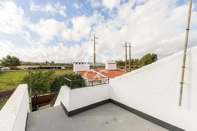 Moradia T3 para Venda em Bacelo e Senhora da Saúde Foto 26