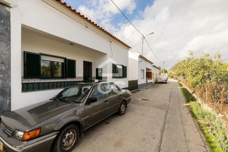 Moradia T3 para Venda em Bacelo e Senhora da Saúde Foto 28