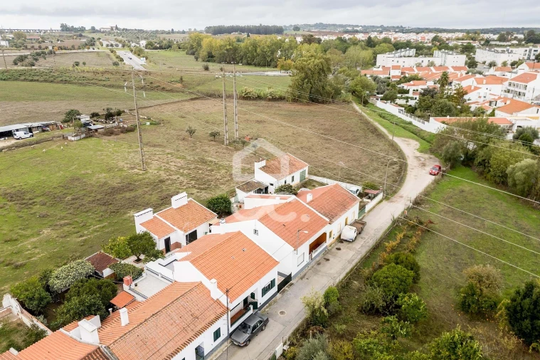 Moradia T3 para Venda em Bacelo e Senhora da Saúde Foto 36