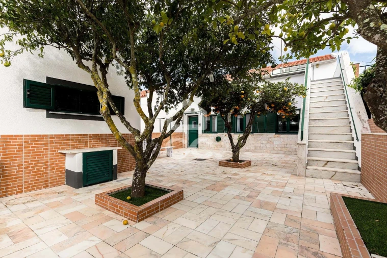 Moradia T3 para Venda em Bacelo e Senhora da Saúde Foto 2