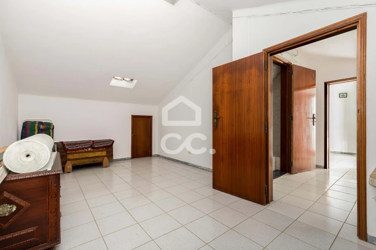 Moradia T3 para Venda em Bacelo e Senhora da Saúde Foto 19