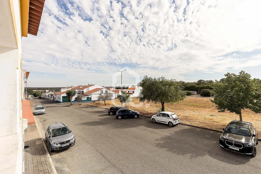 Moradia T6 para Venda em Alcaçovas Foto 34