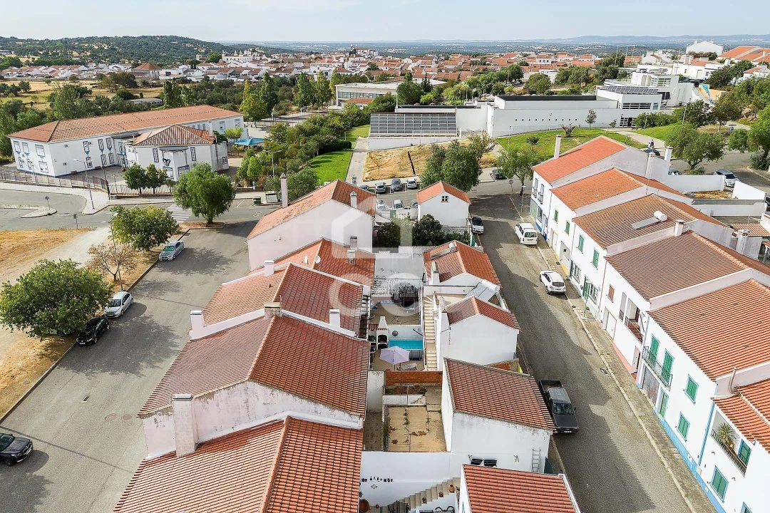 Moradia T6 para Venda em Alcaçovas Foto 42