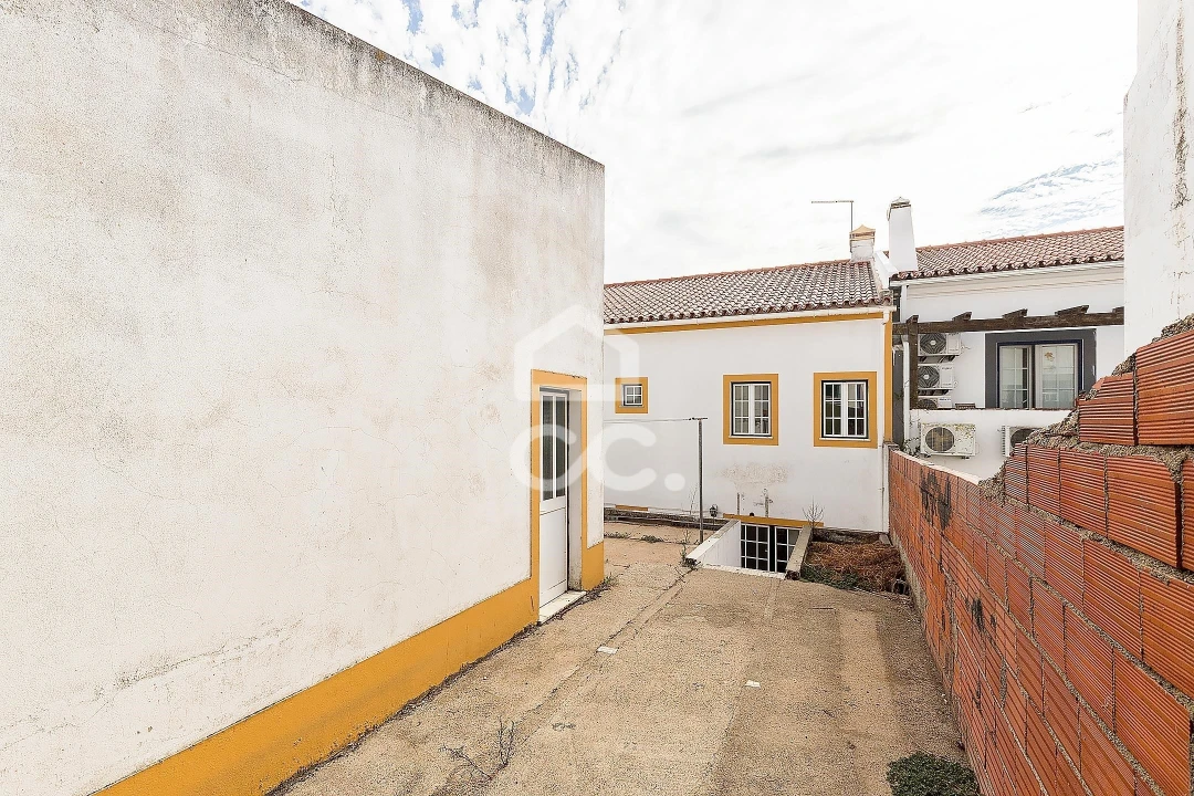 Moradia T6 para Venda em Alcaçovas Foto 29