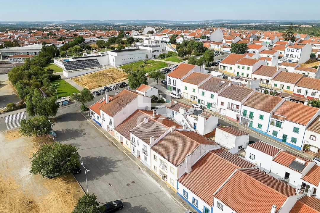 Moradia T6 para Venda em Alcaçovas Foto 43