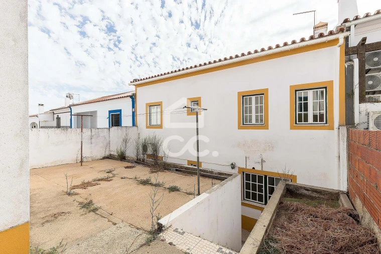 Moradia T6 para Venda em Alcaçovas Foto 14