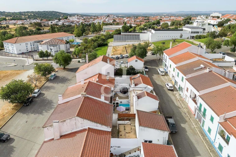 Moradia T6 para Venda em Alcaçovas Foto 43