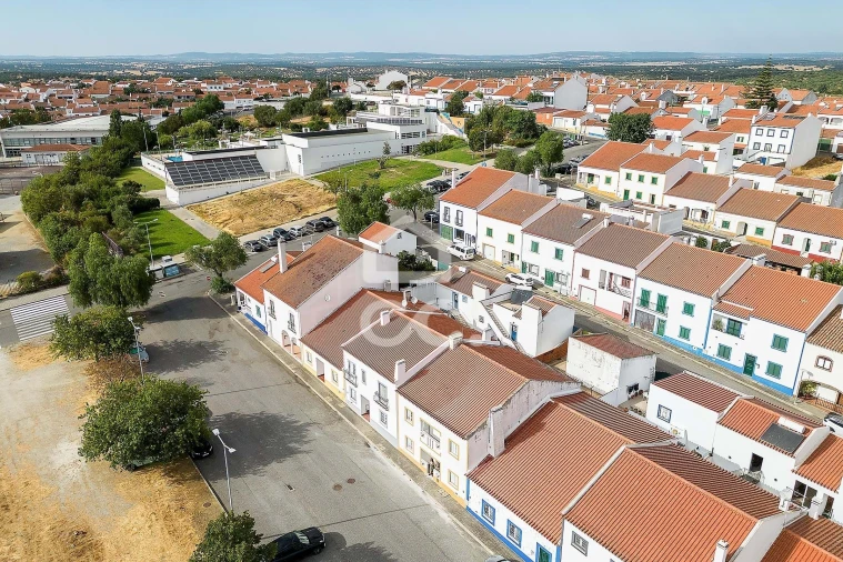 Moradia T6 para Venda em Alcaçovas Foto 44