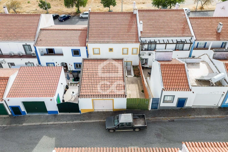 Moradia T6 para Venda em Alcaçovas Foto 9