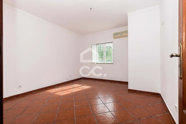 Moradia T6 para Venda em Alcaçovas Foto 17