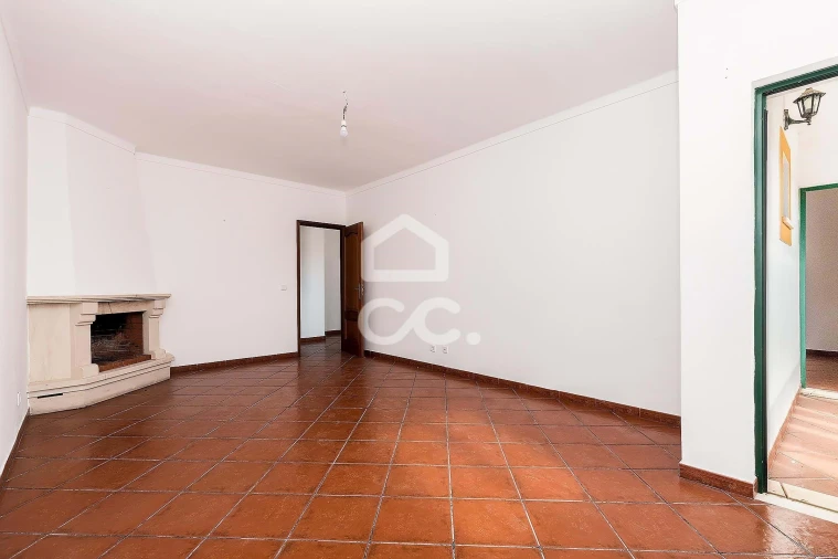 Moradia T6 para Venda em Alcaçovas Foto 11