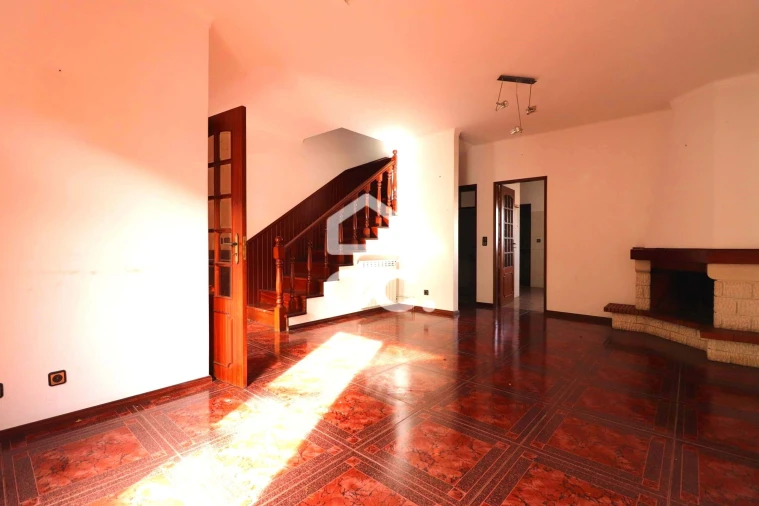 Moradia T3 para Venda em São Martinho do Bispo e Ribeira de Frades Foto 2