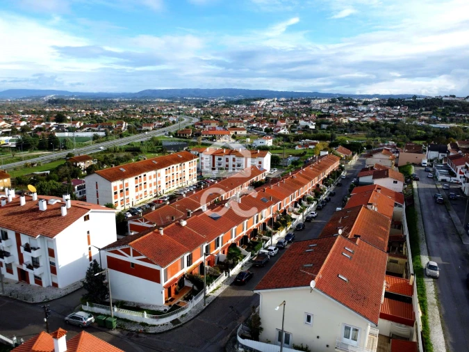 Moradia T3 para Venda em São Martinho do Bispo e Ribeira de Frades