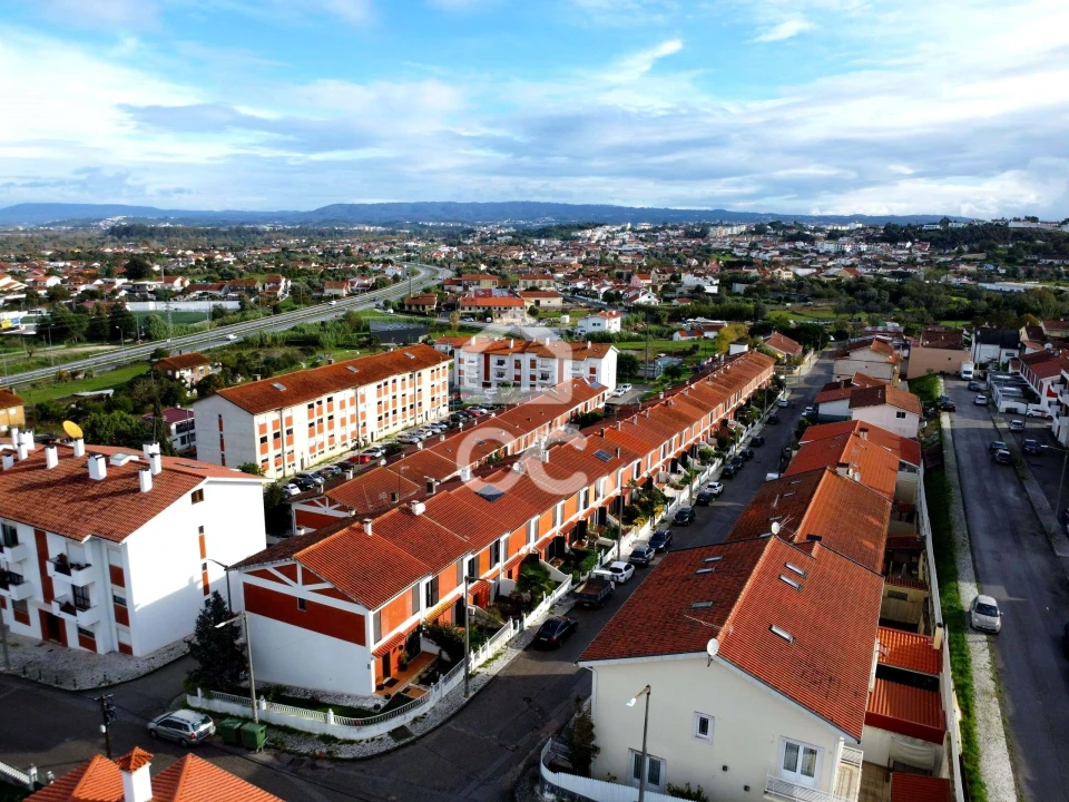 Moradia T3 para Venda em São Martinho do Bispo e Ribeira de Frades Foto 1