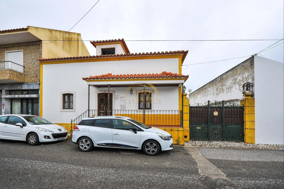 Quinta T6 para Venda em Ota Foto 2