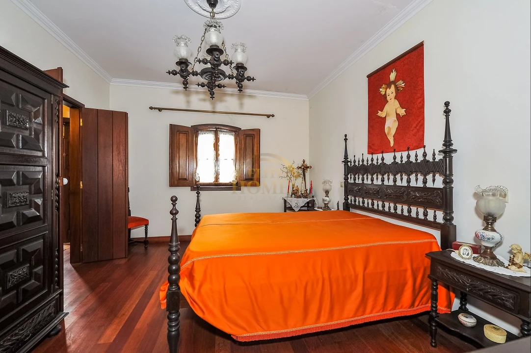 Quinta T6 para Venda em Ota Foto 12