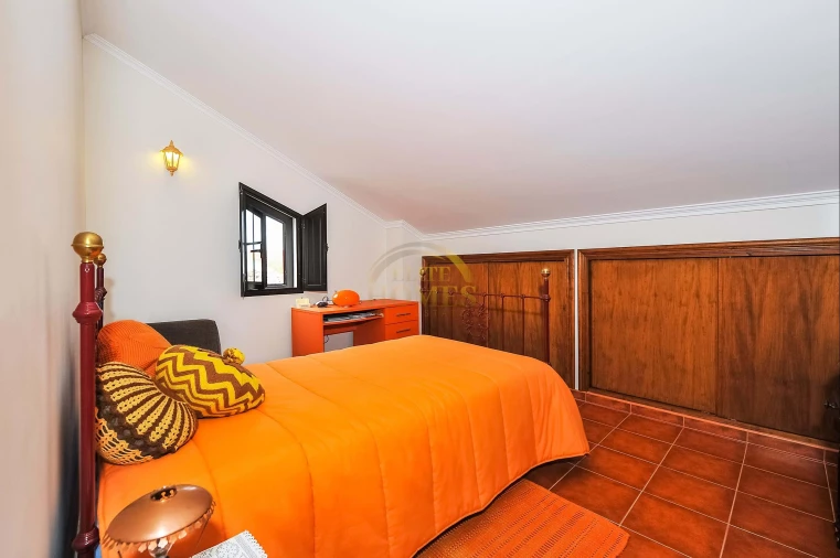 Quinta T6 para Venda em Ota Foto 33