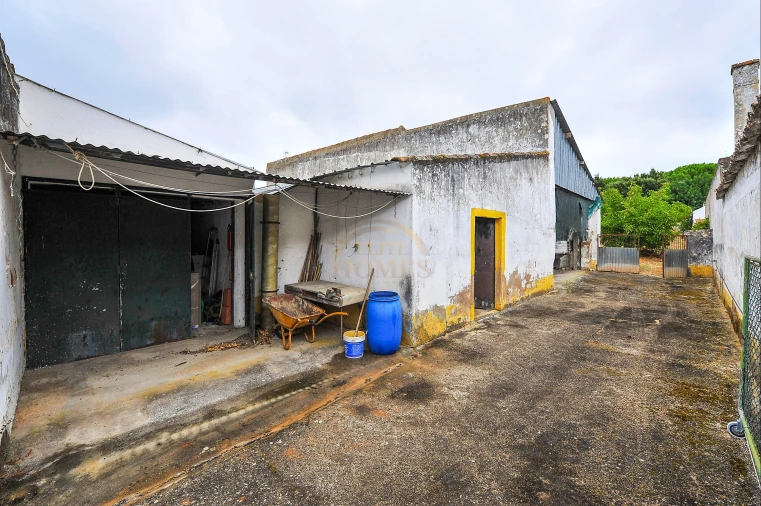 Quinta T6 para Venda em Ota Foto 43