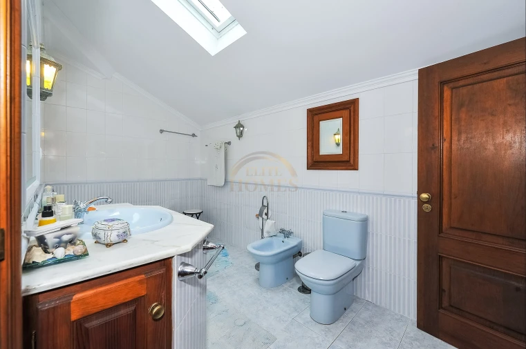 Quinta T6 para Venda em Ota Foto 32