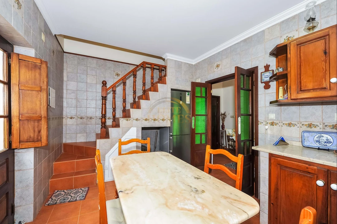 Quinta T6 para Venda em Ota Foto 25