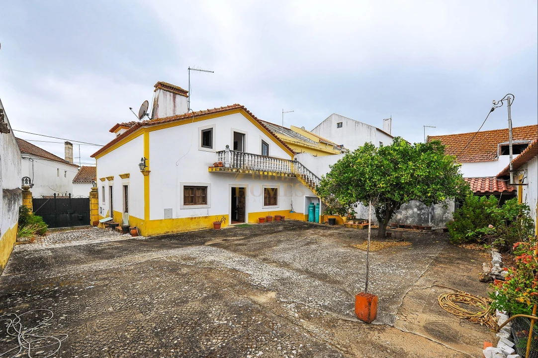 Quinta T6 para Venda em Ota Foto 41