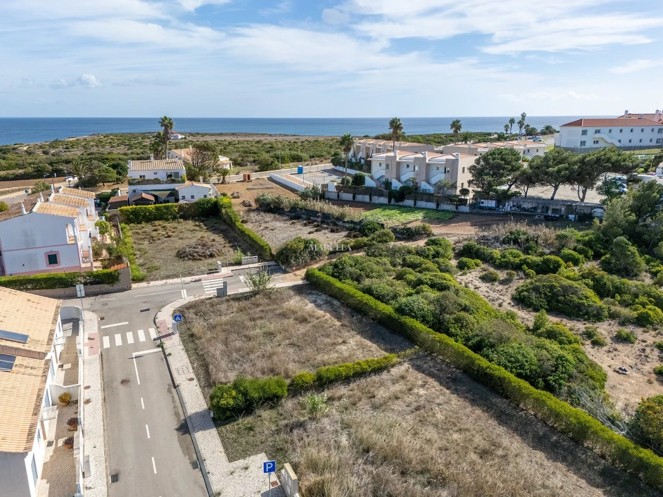 Terreno para Venda em Vila de Sagres Foto 4