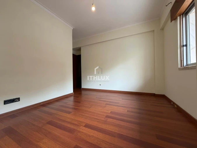 Apartamento T2 para Venda em Venteira Foto 6