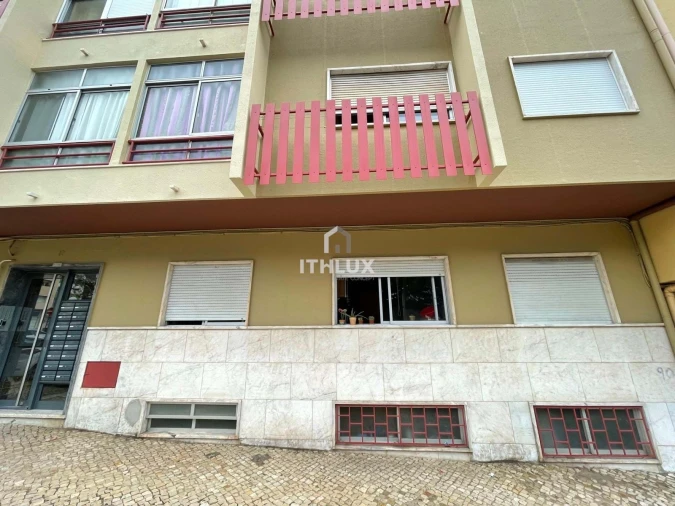 Apartamento T2 para Venda em Venteira Foto 26