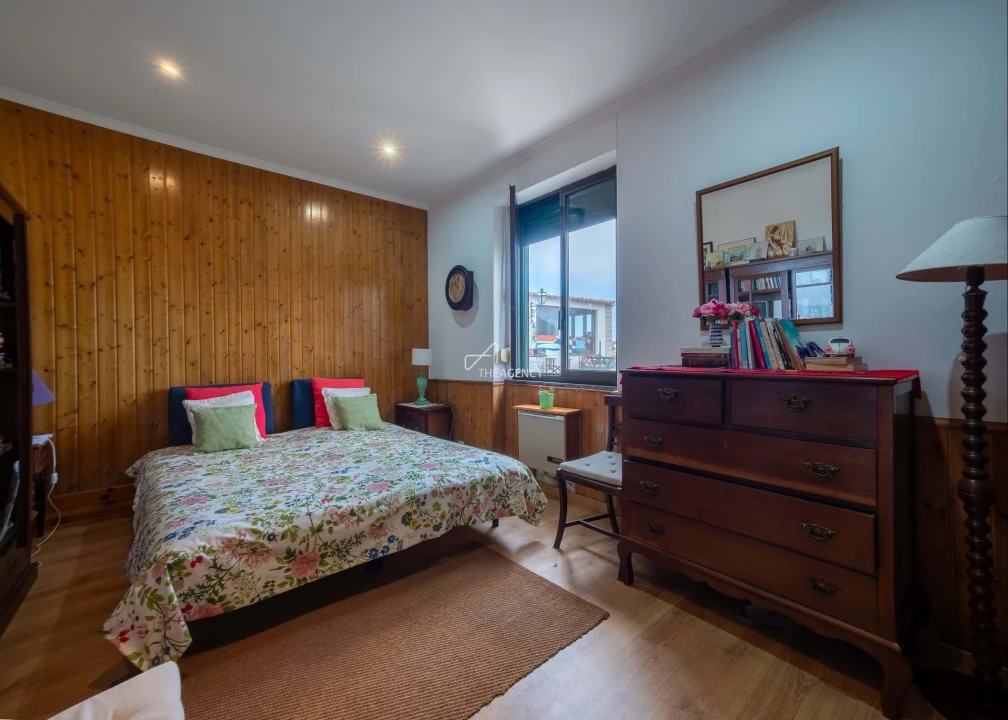 Moradia T3 para Venda em Colares Foto 19