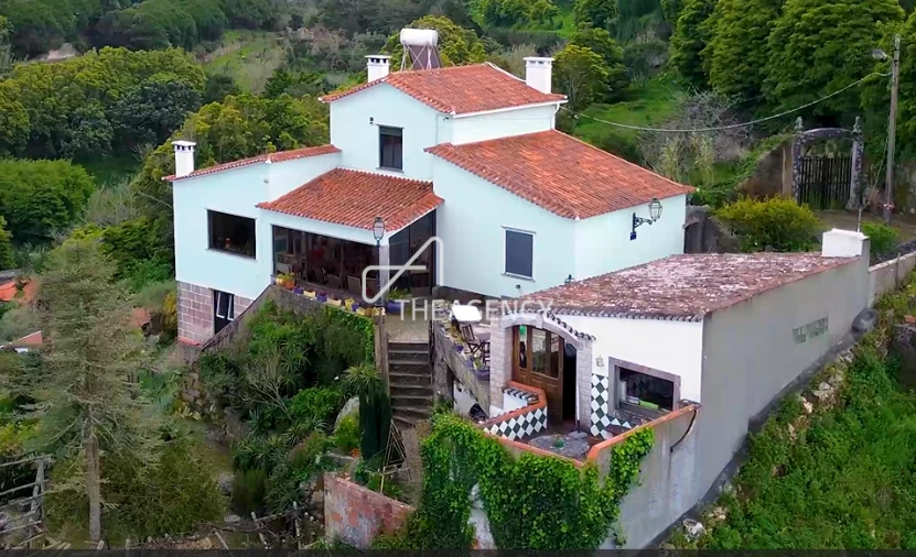 Moradia T3 para Venda em Colares Foto 2