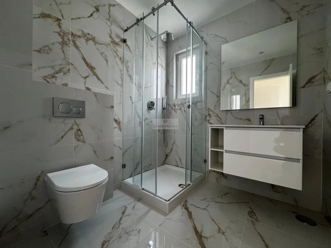 Moradia T3 para Venda em Vila de Sagres Foto 9