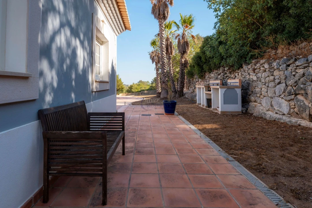 Moradia T4 para Venda em Boliqueime Foto 44