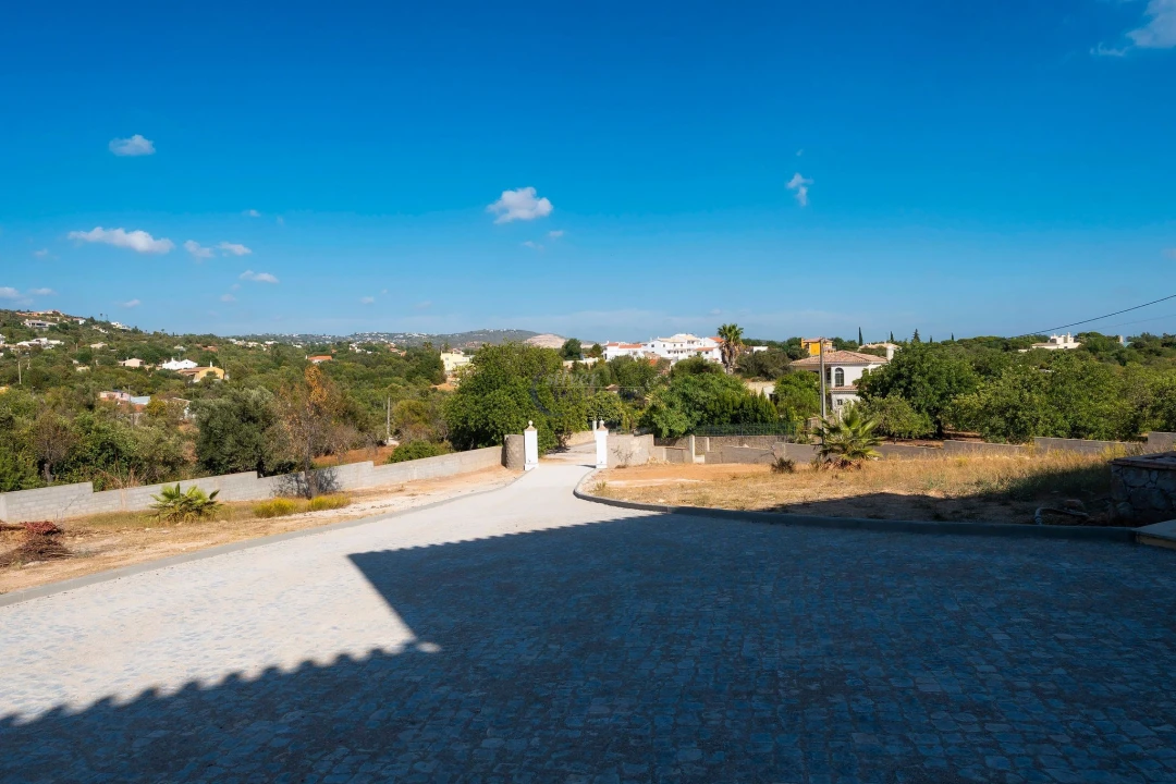 Moradia T4 para Venda em Boliqueime Foto 43